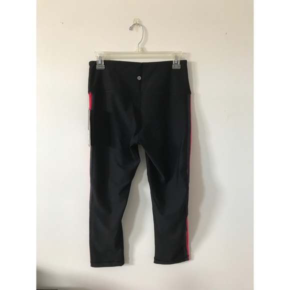 90 degree capri high rise legging - Picture 2 of 6